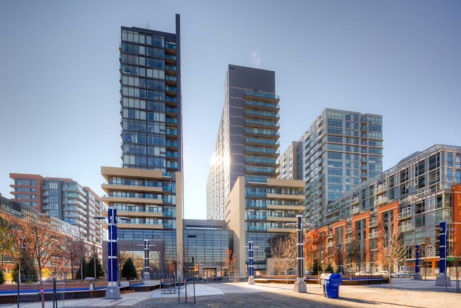 Edge Condos Building View Toronto, Canada
