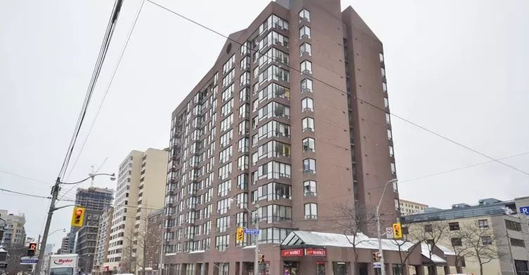 Exterior image of the 117 Gerrard Street East in Toronto