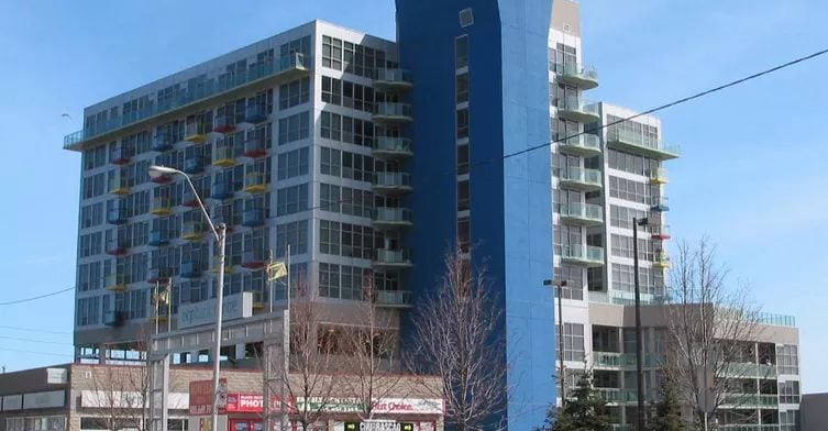 Exterior image of the Solara in Toronto