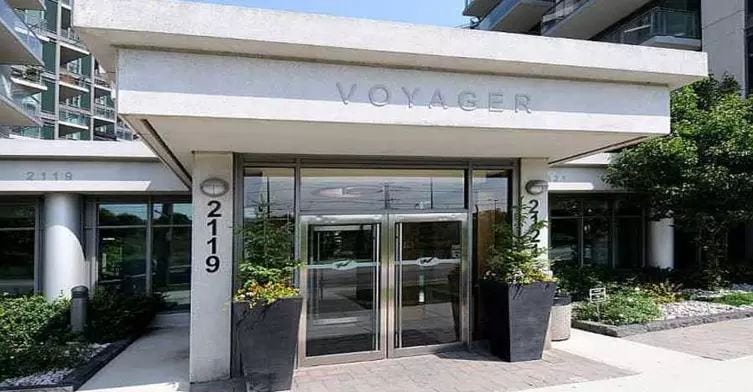 Exterior image of the Voyager I in Toronto