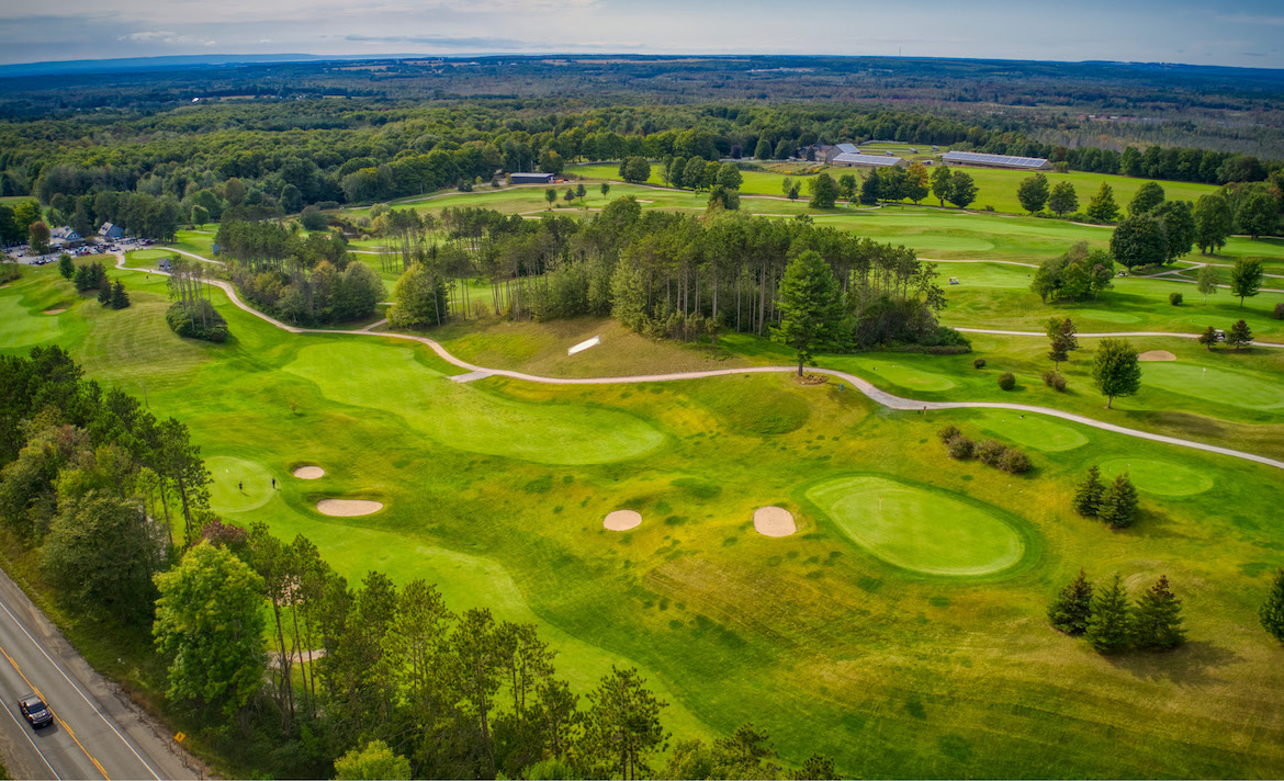 Carriage Ridge Resort golf coarse aerial view