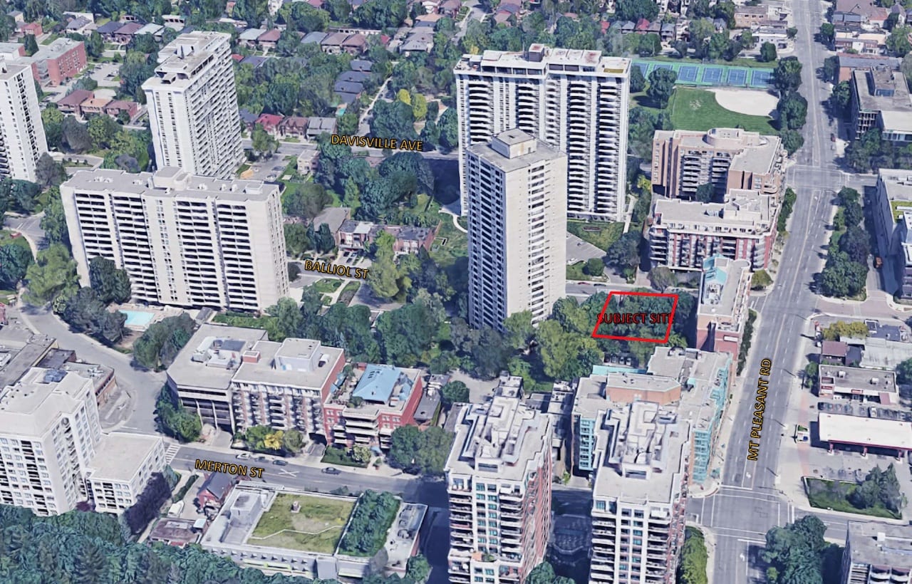 Rendering of 289 Balliol Condos aerial with project site outlined in red