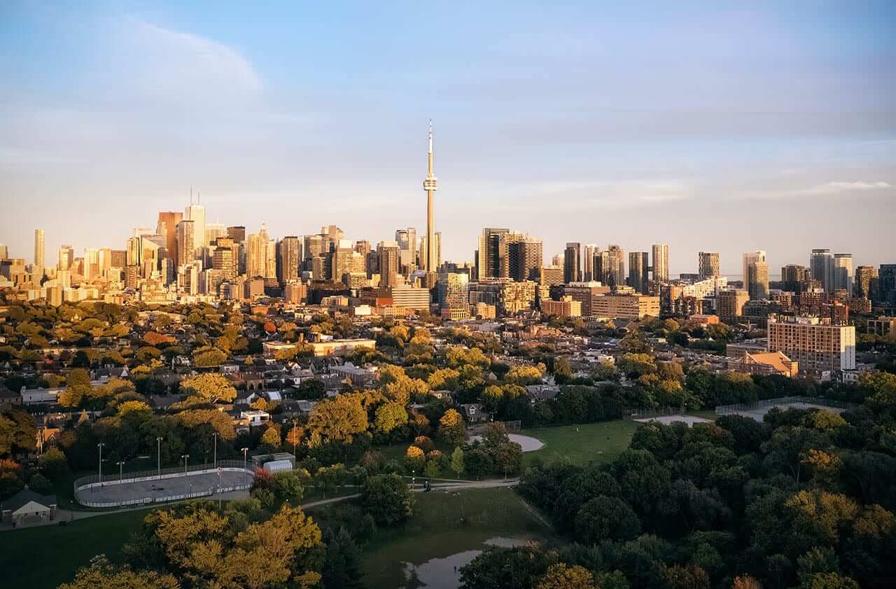 Rendering of Reside on Richmond exterior aerial of Toronto's skyline