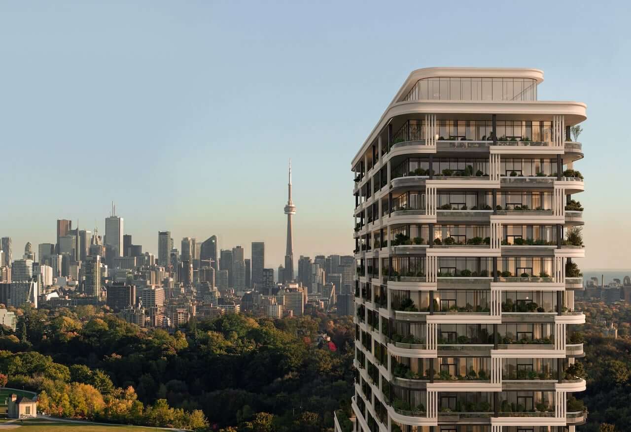 429 Walmer exterior with cn tower view